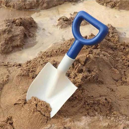 Idealiai tinka smėlio dėžei ir paplūdimiui