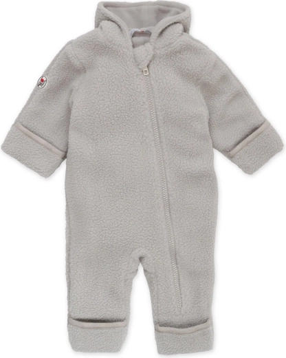 Warm and breathable fleece