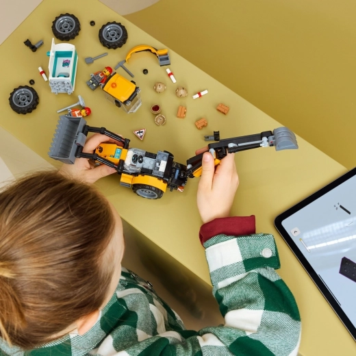 Interaktyvus konstravimas su LEGO Builder