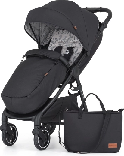 PETITE&MARS Royal3 Perfect Black Sports Stroller