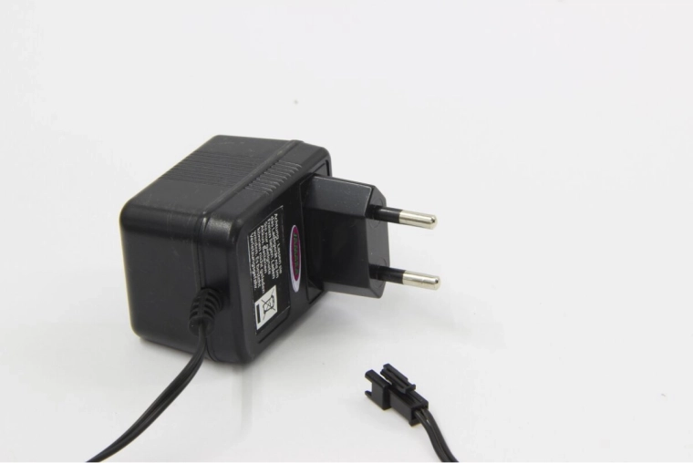 Įkroviklis „Dancing Car“ 6 V su jungtimi (230 V) – 1 vnt.