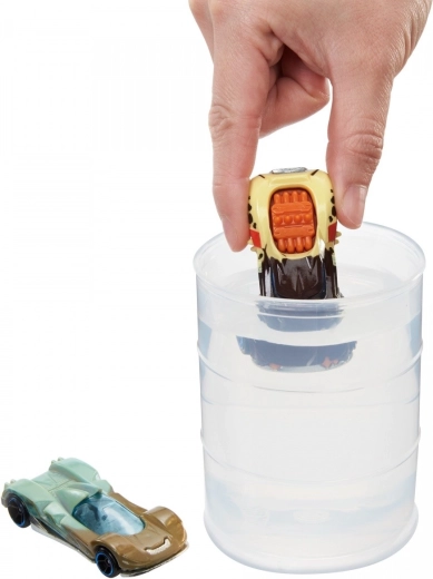 Revealing the design in water