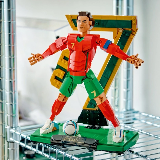 Išsamios futbolo legendos detalės
