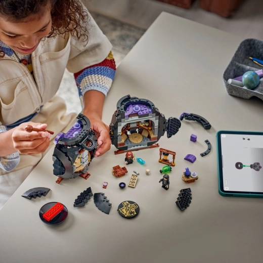 Konstravimas su LEGO Builder programėle