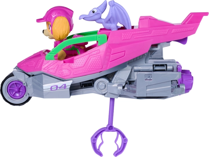 Rolling wheels and figures for instant play