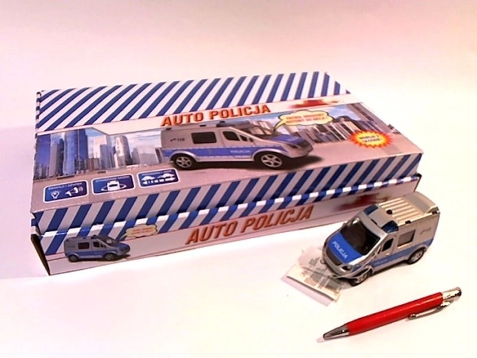 Policijos furgonas su garsu 11 cm