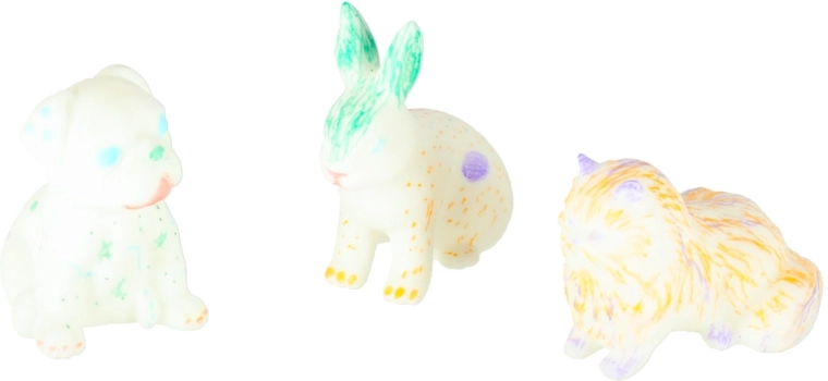 Washable figure colouring