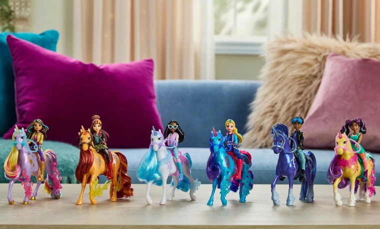 Pozuojanti lėlytė Layla