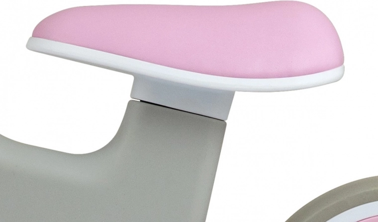 Ergonomiška, minkšta ir profiliuota sėdynė