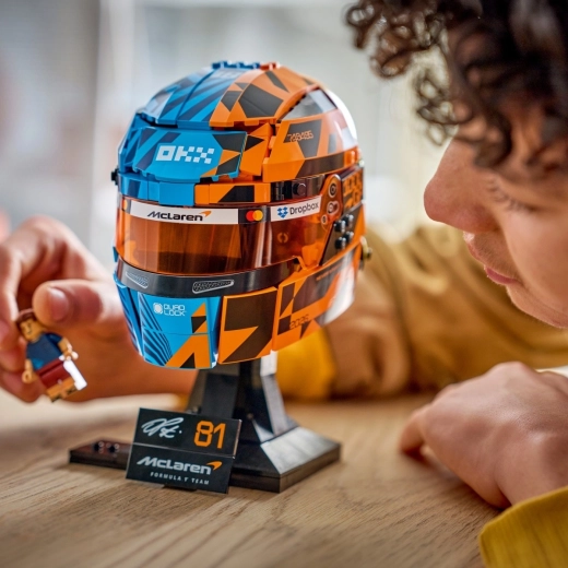 Authentic McLaren helmet in iconic colors