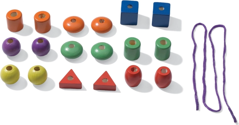 18 wooden beads for threading and creating patterns