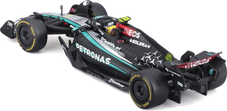 autentiškas mercedes-amg f1 w15 atlikimas