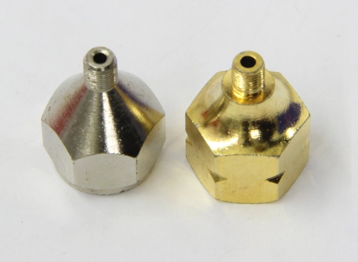 Kompresoriaus adapteris M5x0,45 (M) į 1/4 (F) - 1 vnt.