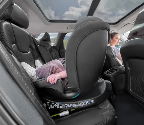 Rear-facing travel up to 105 cm