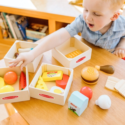 Supports imagination and fine motor skills