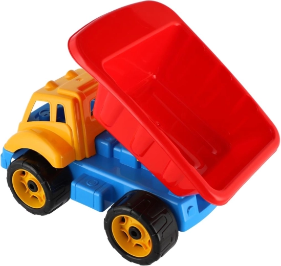 Cab for figures and hitch for attaching another vehicle