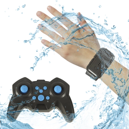 Dvigubas valdymas: klasikinis pultelis ir rankos gestai