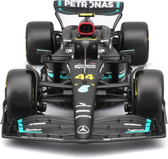 tikroviška W14 E replika su starto numeriu 44