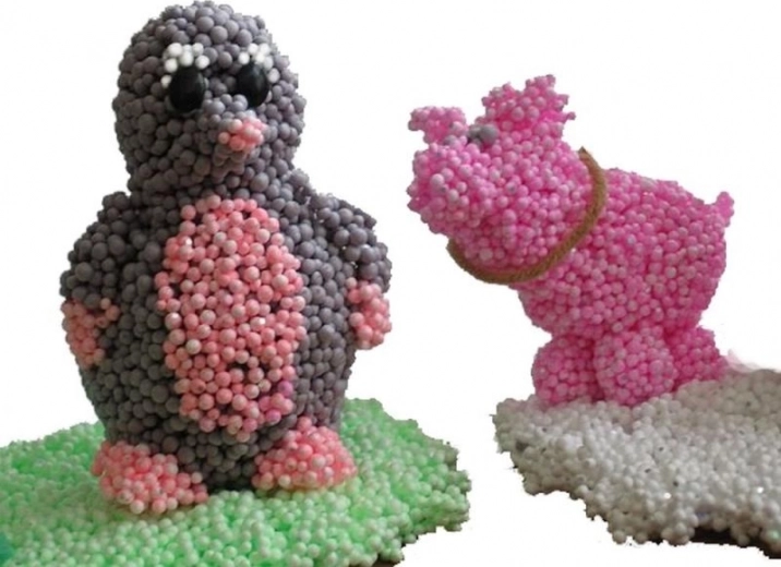 Non-drying foam compound