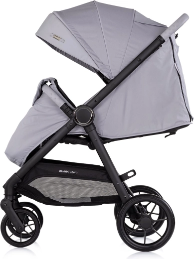 Large canopy and practical equipment for walks