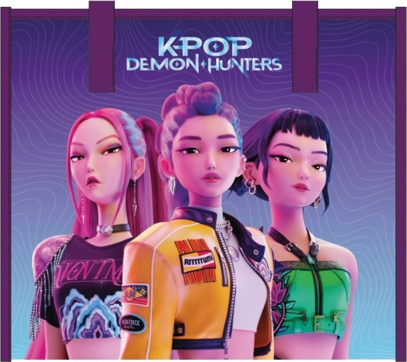 K-pop Demon Hunters beach bag