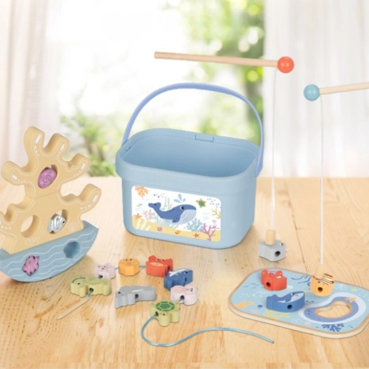 Magnetic fishing for little anglers