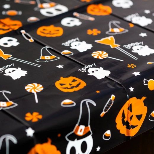 Halloween tablecloth with aluminum effect 137 × 183 cm