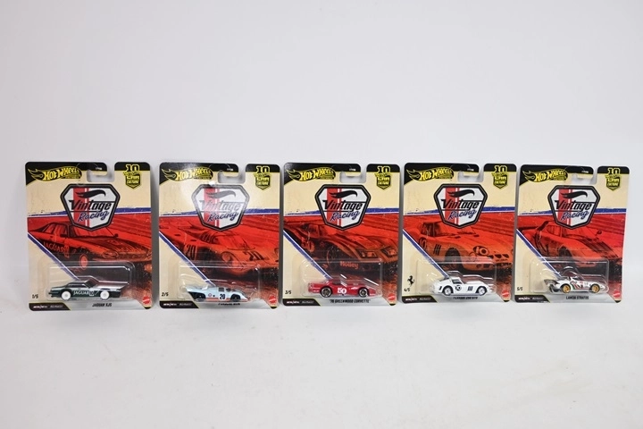 Hot Wheels Premium automobiliai „kultiniai automobiliai“ – kolekcinis modelis, 1 vnt.