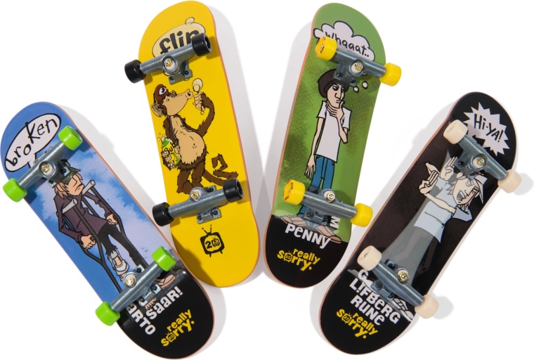 4 fingerboards with bold Flip graphics