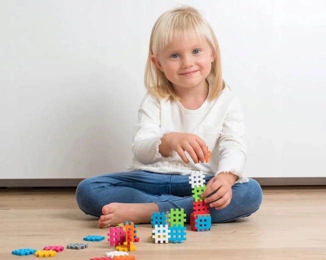 Play that supports children's imagination