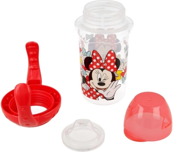 Easy drinking thanks to the silicone spout