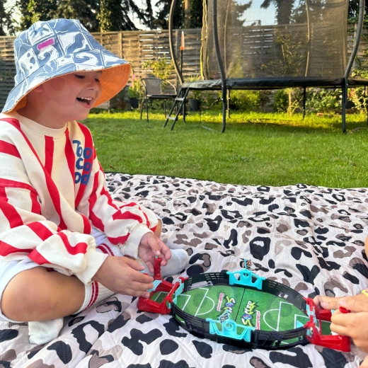 A game for children and shared moments