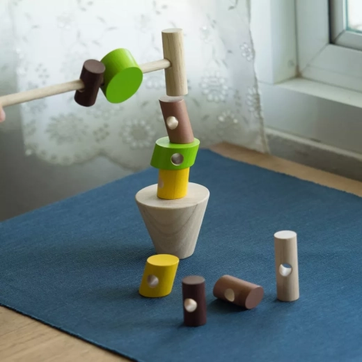 Balancing challenge for 1–2 players