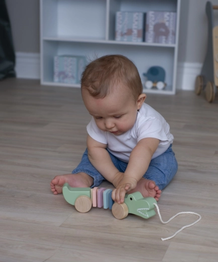 Supports balance and hand–eye coordination