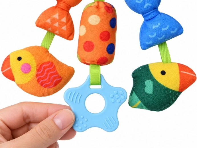 Sounds and movement for curious little hands
