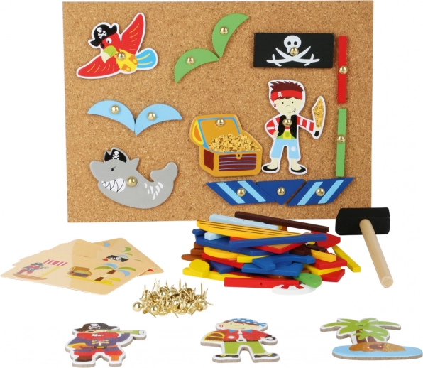 Medinis kūrybinis žaidimas „Piratai“ – small foot kalimo rinkinys