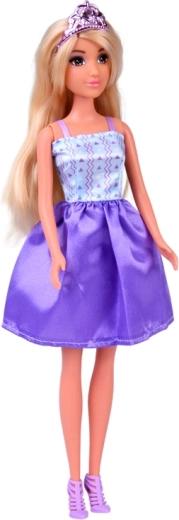 Lėlė pasiruošusi podiumui