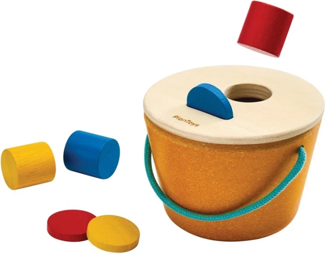 PlanToys shape sorter bucket – cylinders and coins