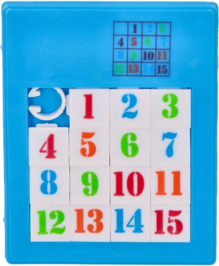 Klasikinis 15 puzzle logikos treniruotei