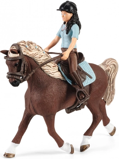 Realistic riding set with Emily and Luna