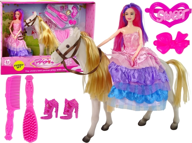 Princesės lėlė su baltu arkliu