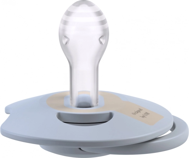 Dynamic silicone nipple protects the sucking reflex