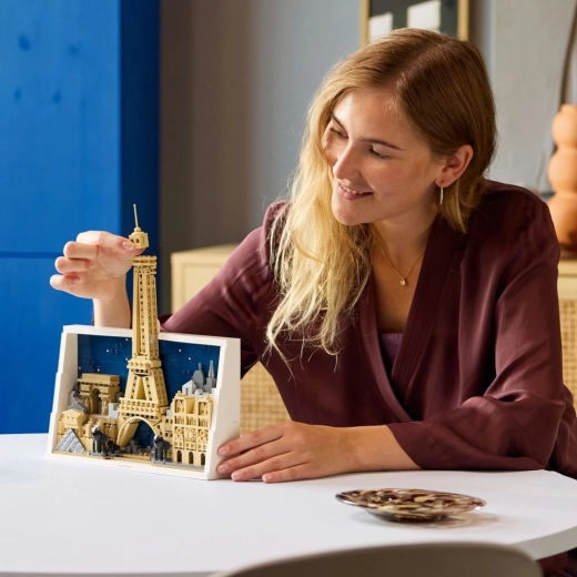 Konstravimo džiaugsmas su LEGO Builder programėle