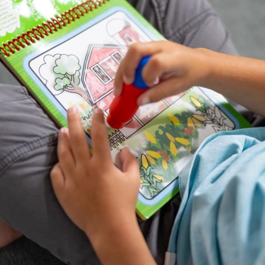 Tvirta spiralinė įriša ir patvarūs puslapiai