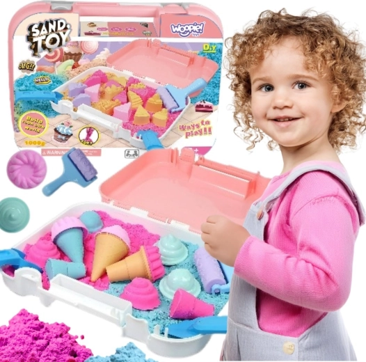Woopie kinetinis smėlis „Ledainė lagamine“ 1 kg + priedai