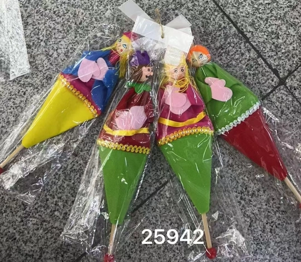 Pasakų personažo lėlė 28 cm