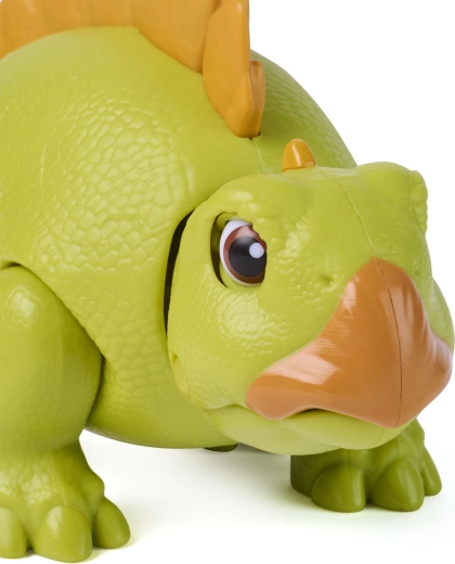 Interactive stegosaurus with sounds and a “roar”
