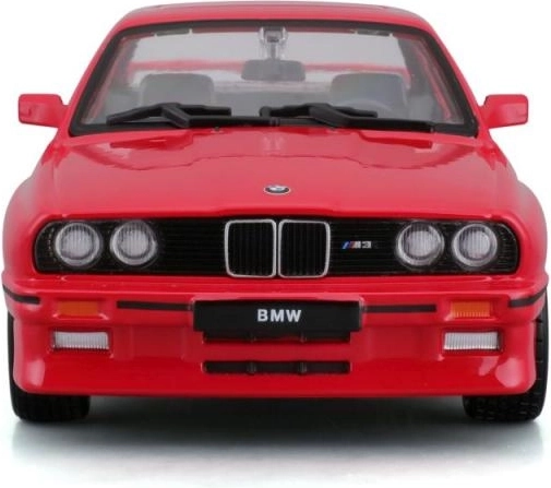 Metalinė BBURAGO 1:24 BMW M3 (1988) modelio kopija – raudona