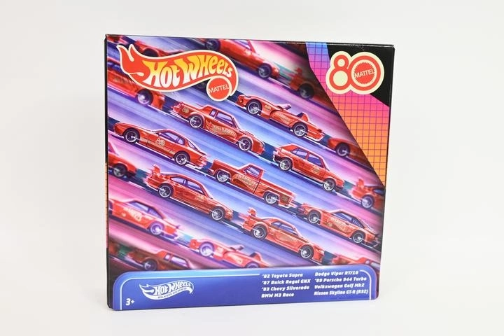 Hot Wheels Silver Series kolekcinis 8 automobilių rinkinys iš 80-ųjų ir 90-ųjų