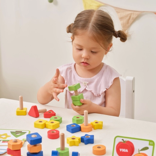 Colors, shapes and smart sorting